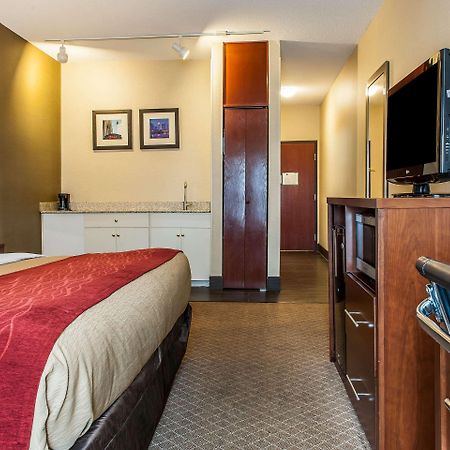 Comfort Inn Пікерінгтон Екстер'єр фото